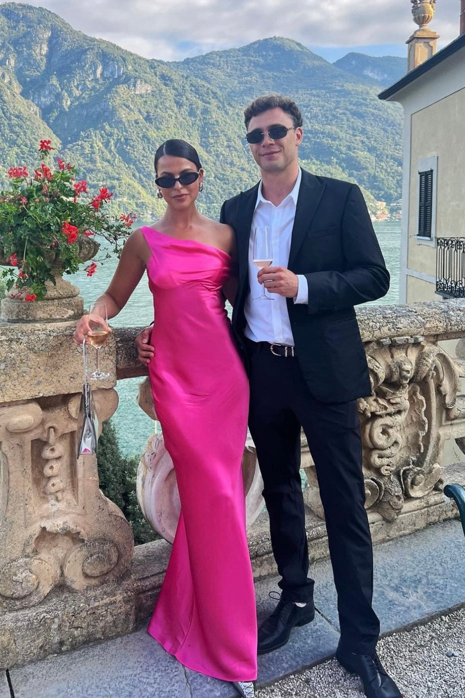 NATALIE ROLT MONICA GOWN NEON PINK SIZE 8
