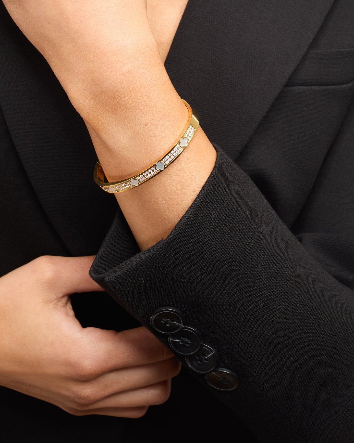 (BUY TO KEEP) CLEO CRYSTAL BANGLE
