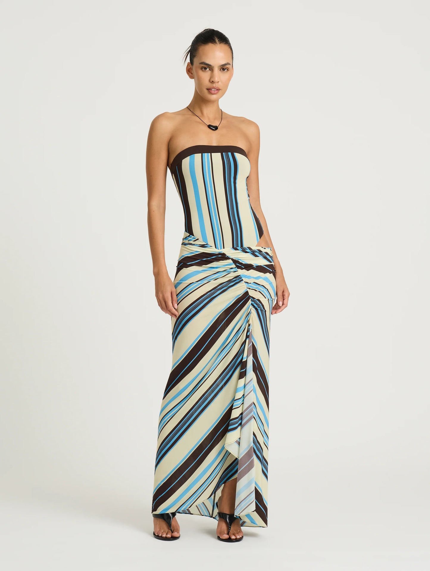 BENNI RUMI STRAPLESS MAXI OCEAN STRIPE SIZE 8