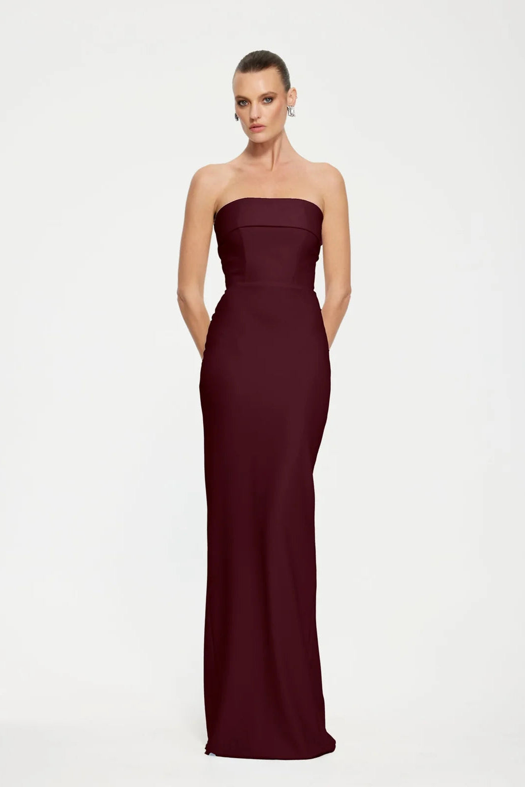 EFFIE KATS MONROE GOWN IN WINE SIZE 8