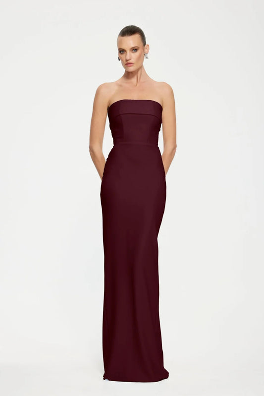 EFFIE KATS MONROE GOWN IN WINE SIZE 8